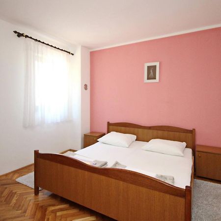 Apartments Karamarko บัชกา ภายนอก รูปภาพ